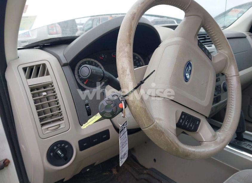 Photo 11 of 2011 Ford Escape XLT (VIN 1FMCU0DG2BKB58657)