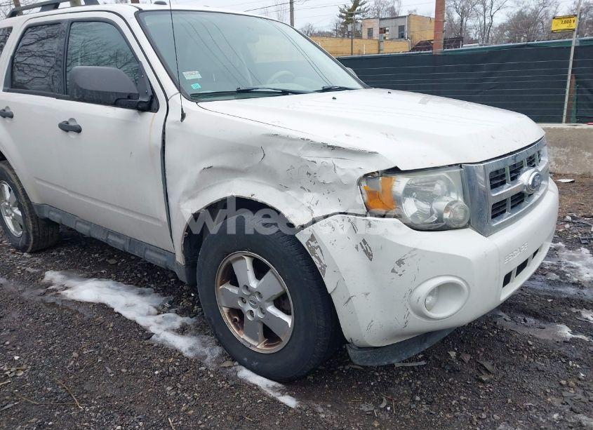 Photo 6 of 2011 Ford Escape XLT (VIN 1FMCU0DG2BKB58657)