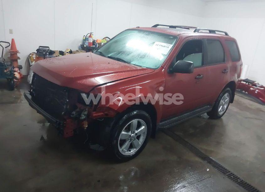 Photo 2 of 2012 Ford Escape XLT (VIN 1FMCU0DG2CKA34034)