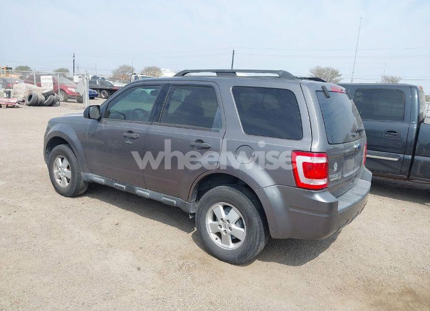 Photo 3 of 2012 Ford Escape XLT (VIN 1FMCU0DG2CKA93861)