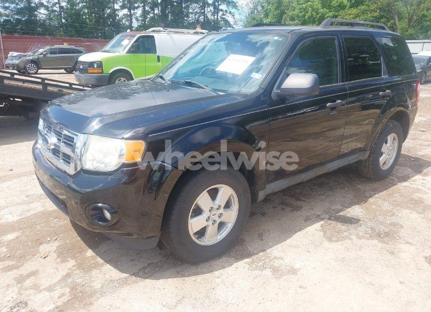Photo 2 of 2012 Ford Escape XLT (VIN 1FMCU0DG2CKB41567)