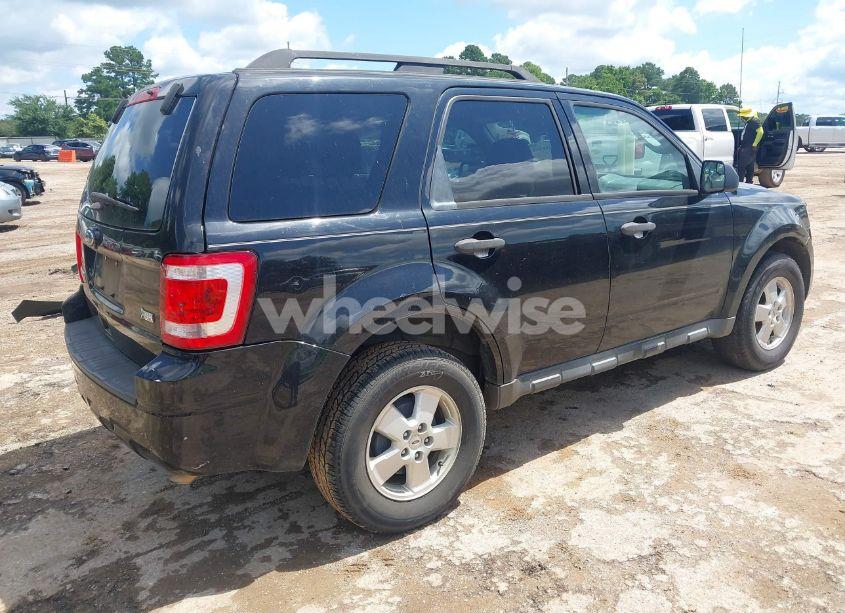 Photo 4 of 2012 Ford Escape XLT (VIN 1FMCU0DG2CKB41567)