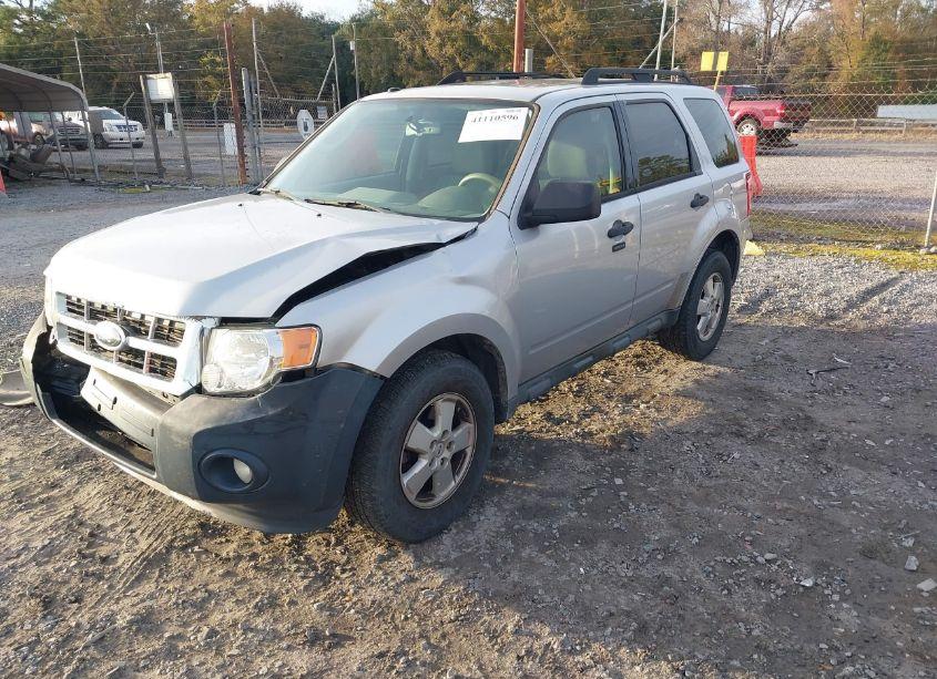 Photo 2 of 2012 Ford Escape XLT (VIN 1FMCU0DG2CKC51731)