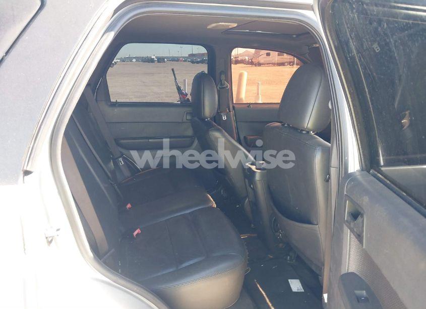 Photo 8 of 2010 Ford Escape XLT (VIN 1FMCU0DG3AKA09821)