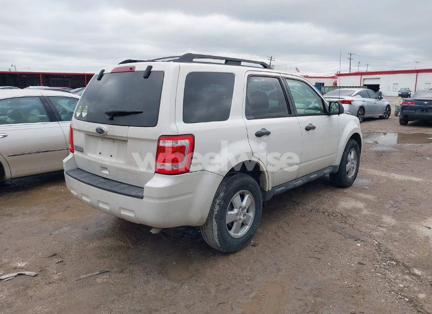 Photo 4 of 2010 Ford Escape XLT (VIN 1FMCU0DG3AKA80095)