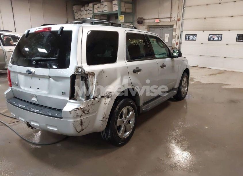 Photo 4 of 2010 Ford Escape XLT (VIN 1FMCU0DG3AKA95213)