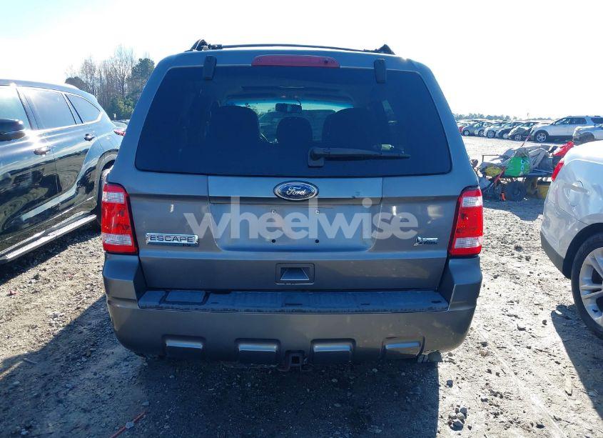 Photo 15 of 2010 Ford Escape XLT (VIN 1FMCU0DG3AKC45918)