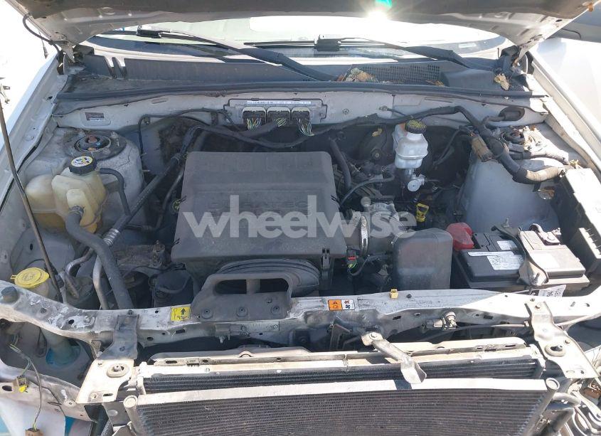 Photo 10 of 2010 Ford Escape XLT (VIN 1FMCU0DG3AKC60502)