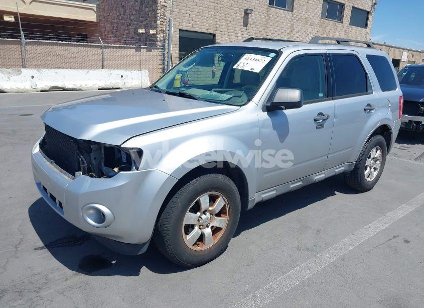 Photo 2 of 2010 Ford Escape XLT (VIN 1FMCU0DG3AKC60502)