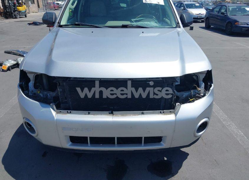 Photo 6 of 2010 Ford Escape XLT (VIN 1FMCU0DG3AKC60502)