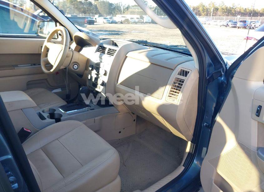 Photo 5 of 2010 Ford Escape (VIN 1FMCU0DG3AKC69071)