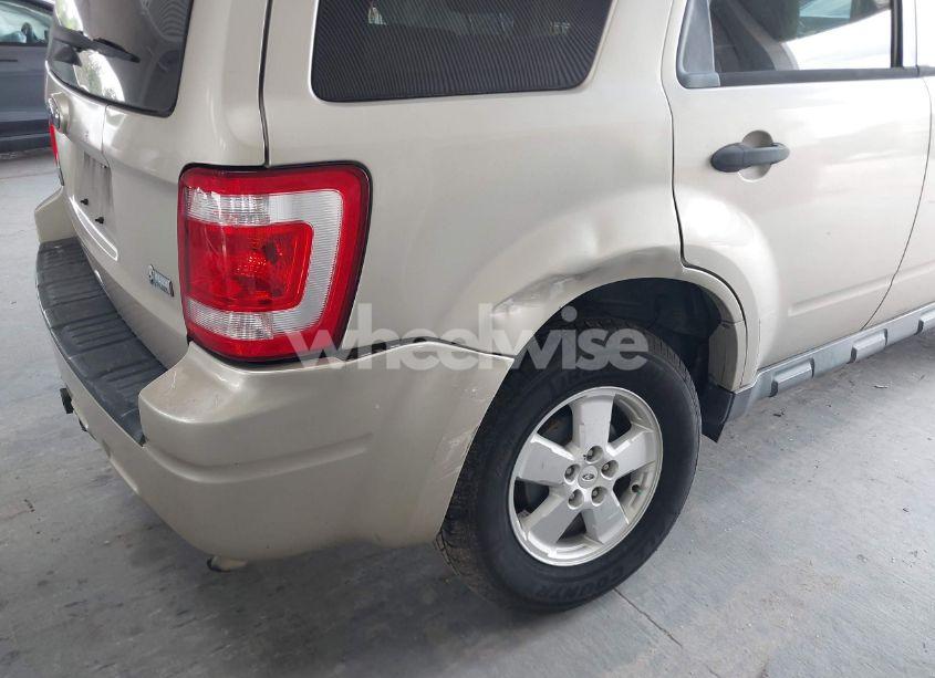 Photo 6 of 2010 Ford Escape XLT (VIN 1FMCU0DG3AKD09729)