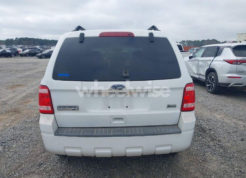 Photo 16 of 2010 Ford Escape XLT (VIN 1FMCU0DG3AKD40690)
