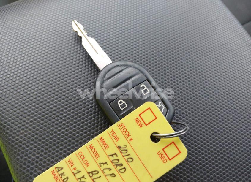 Photo 11 of 2010 Ford Escape XLT (VIN 1FMCU0DG3AKD43766)