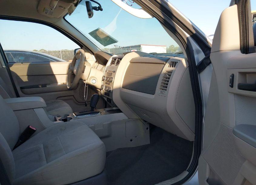 Photo 5 of 2011 Ford Escape XLT (VIN 1FMCU0DG3BKA53299)