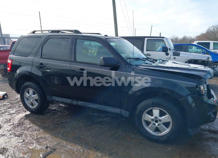 Photo 14 of 2011 Ford Escape XLT AUTOMATIC (VIN 1FMCU0DG3BKA69938)