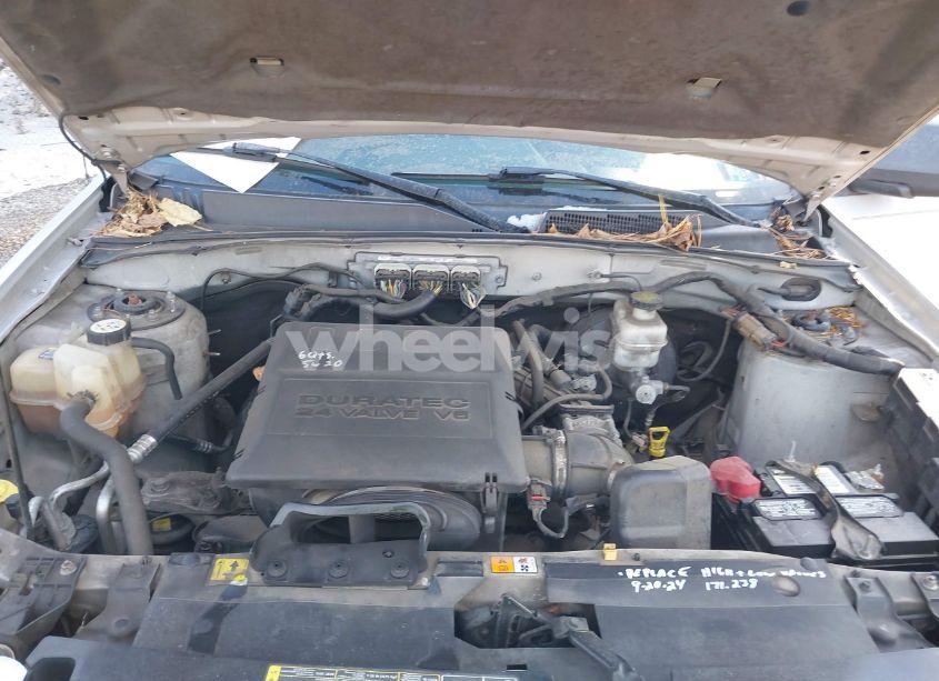 Photo 10 of 2011 Ford Escape XLT (VIN 1FMCU0DG3BKB50793)