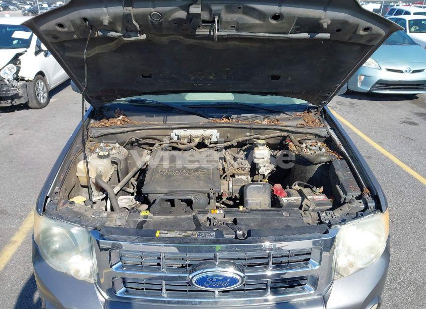 Photo 10 of 2011 Ford Escape XLT (VIN 1FMCU0DG3BKC70450)