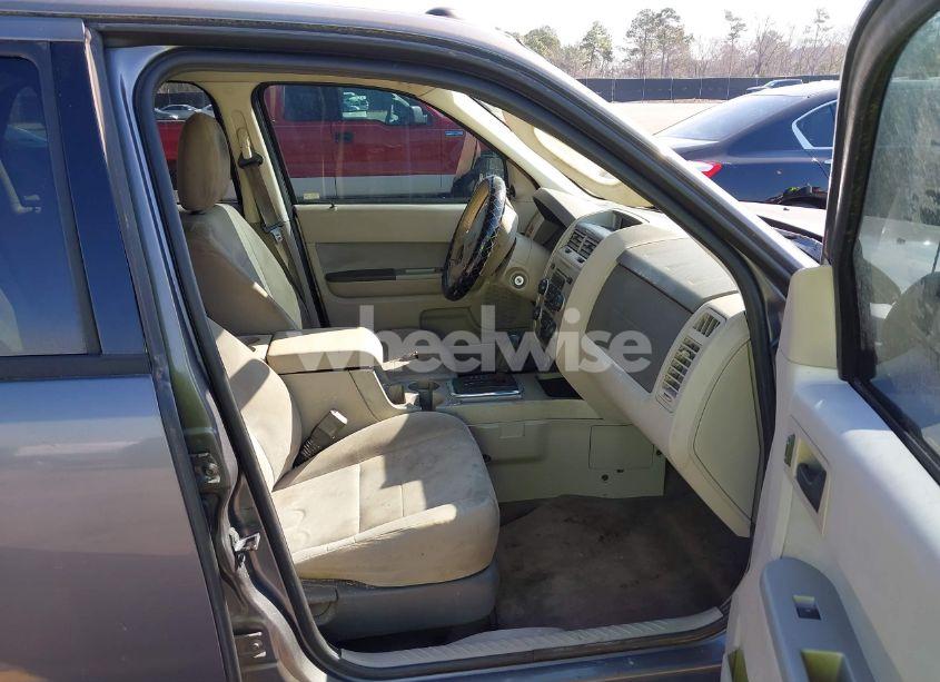 Photo 5 of 2011 Ford Escape XLT (VIN 1FMCU0DG3BKC70450)