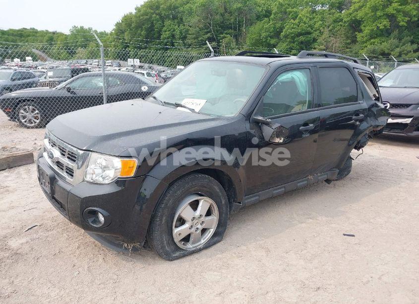 Photo 2 of 2012 Ford Escape XLT (VIN 1FMCU0DG3CKB39813)