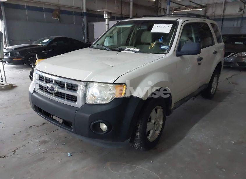 Photo 2 of 2012 Ford Escape XLT (VIN 1FMCU0DG3CKC00853)