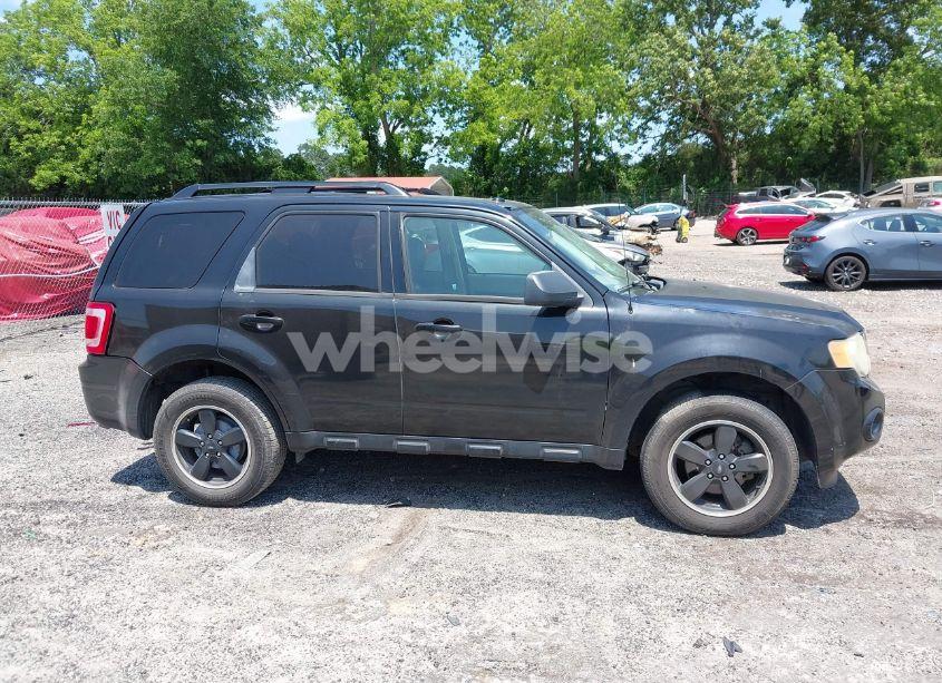 Photo 13 of 2010 Ford Escape XLT (VIN 1FMCU0DG4AKA12193)