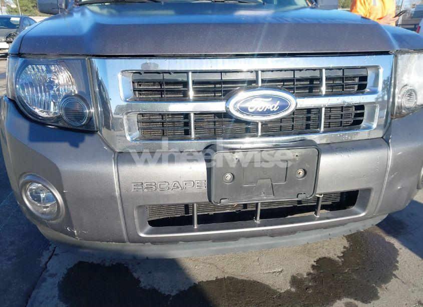 Photo 6 of 2010 Ford Escape XLT (VIN 1FMCU0DG4AKB66712)