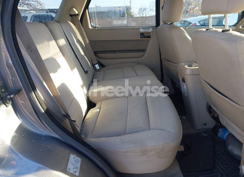 Photo 8 of 2010 Ford Escape XLT (VIN 1FMCU0DG4AKB66712)