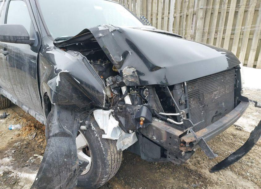 Photo 6 of 2011 Ford Escape XLT (VIN 1FMCU0DG4BKA91186)