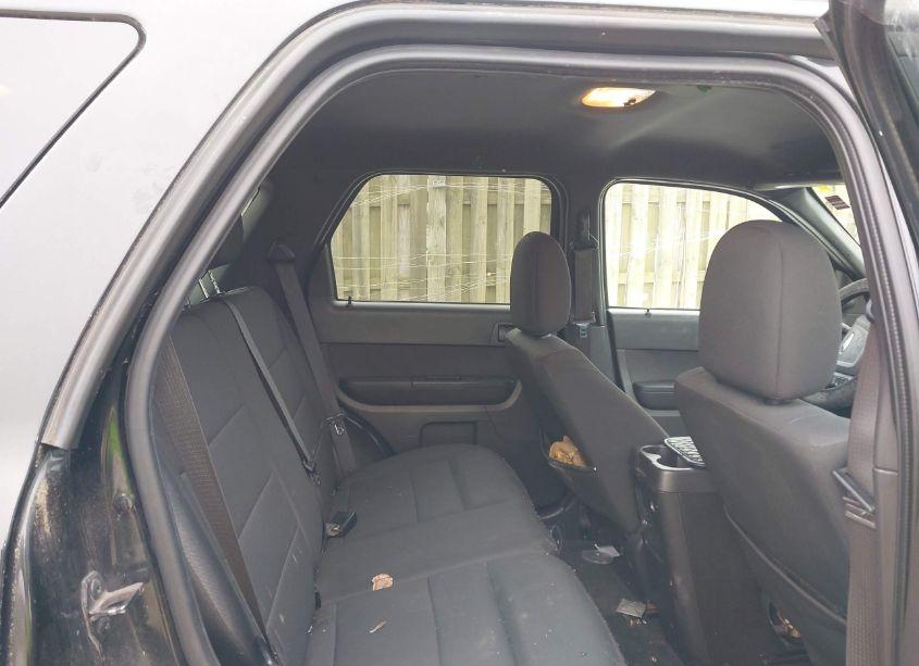 Photo 8 of 2011 Ford Escape XLT (VIN 1FMCU0DG4BKA91186)