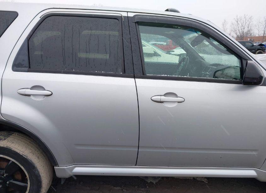 Photo 14 of 2011 Ford Escape XLT (VIN 1FMCU0DG4BKB96424)