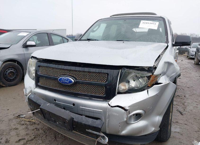 Photo 6 of 2011 Ford Escape XLT (VIN 1FMCU0DG4BKB96424)