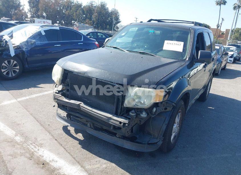 Photo 2 of 2011 Ford Escape XLT (VIN 1FMCU0DG4BKC30023)