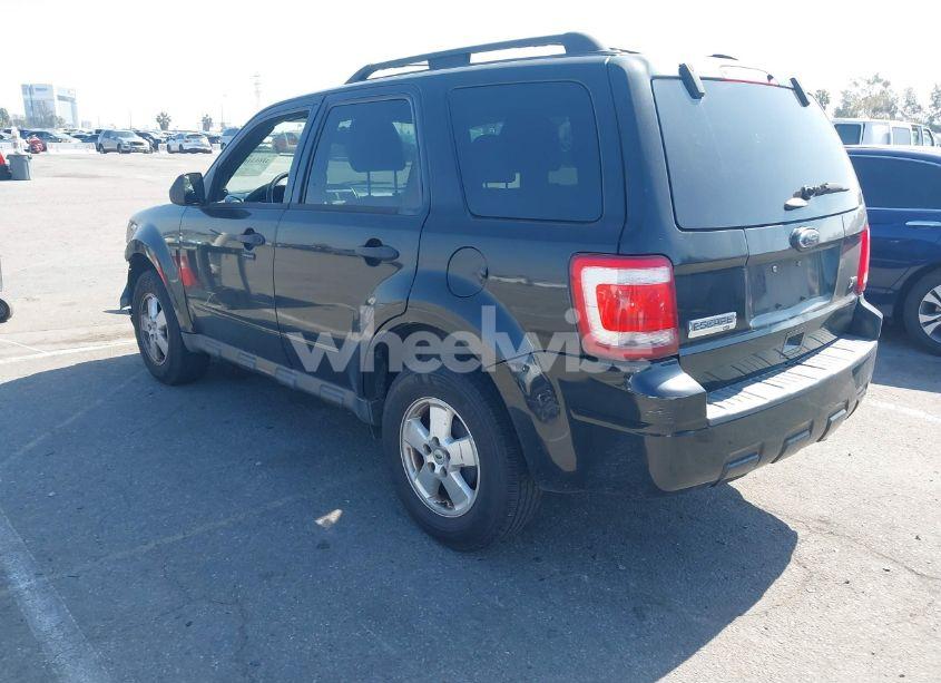 Photo 3 of 2011 Ford Escape XLT (VIN 1FMCU0DG4BKC30023)