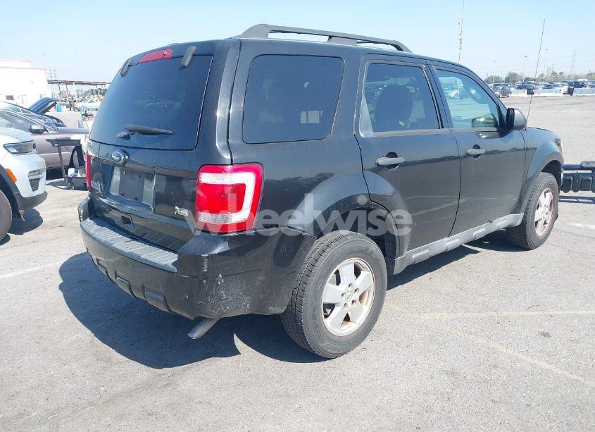 Photo 4 of 2011 Ford Escape XLT (VIN 1FMCU0DG4BKC30023)