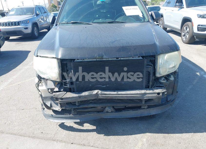 Photo 6 of 2011 Ford Escape XLT (VIN 1FMCU0DG4BKC30023)