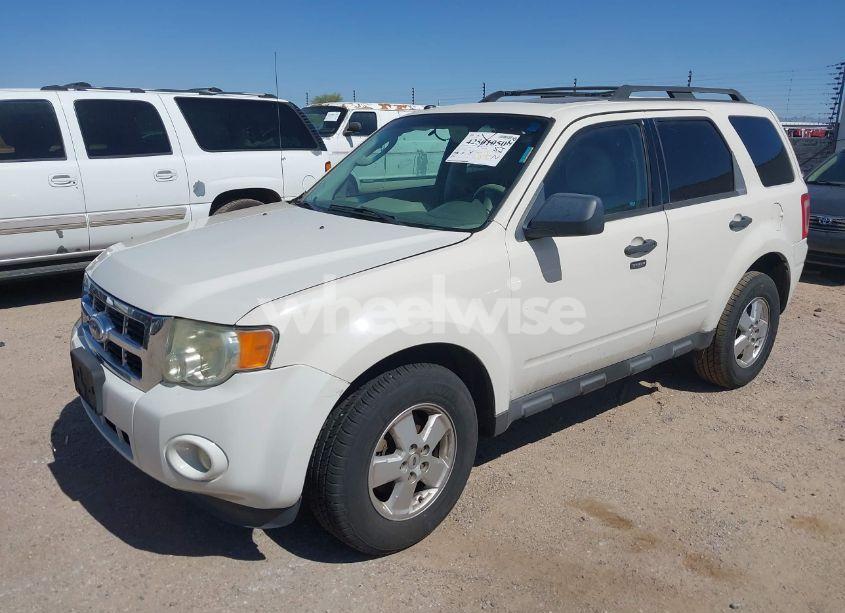 Photo 2 of 2012 Ford Escape XLT (VIN 1FMCU0DG4CKA44063)