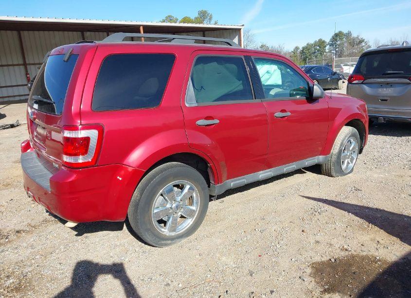 Photo 4 of 2012 Ford Escape XLT (VIN 1FMCU0DG4CKC13546)