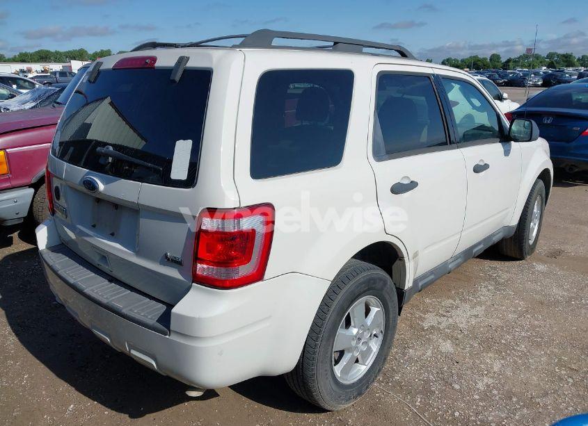 Photo 4 of 2010 Ford Escape XLT (VIN 1FMCU0DG5AKB79470)