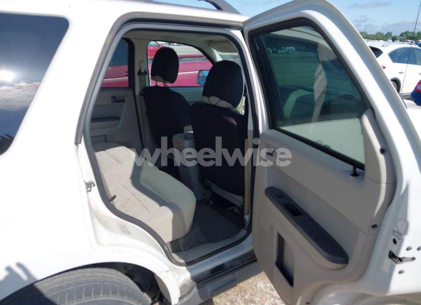 Photo 8 of 2010 Ford Escape XLT (VIN 1FMCU0DG5AKB79470)