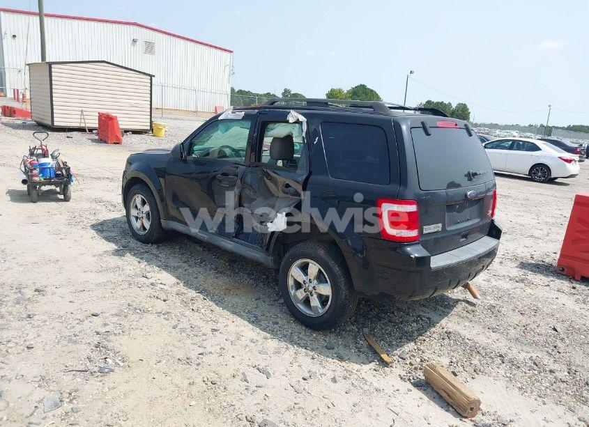 Photo 3 of 2010 Ford Escape XLT (VIN 1FMCU0DG5AKB91411)