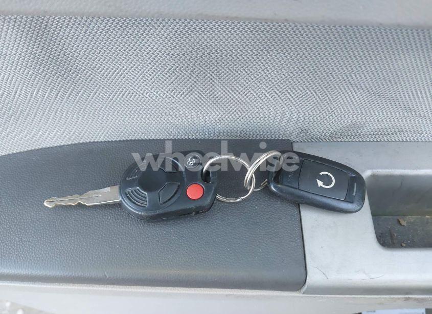Photo 11 of 2010 Ford Escape XLT (VIN 1FMCU0DG5AKD10266)