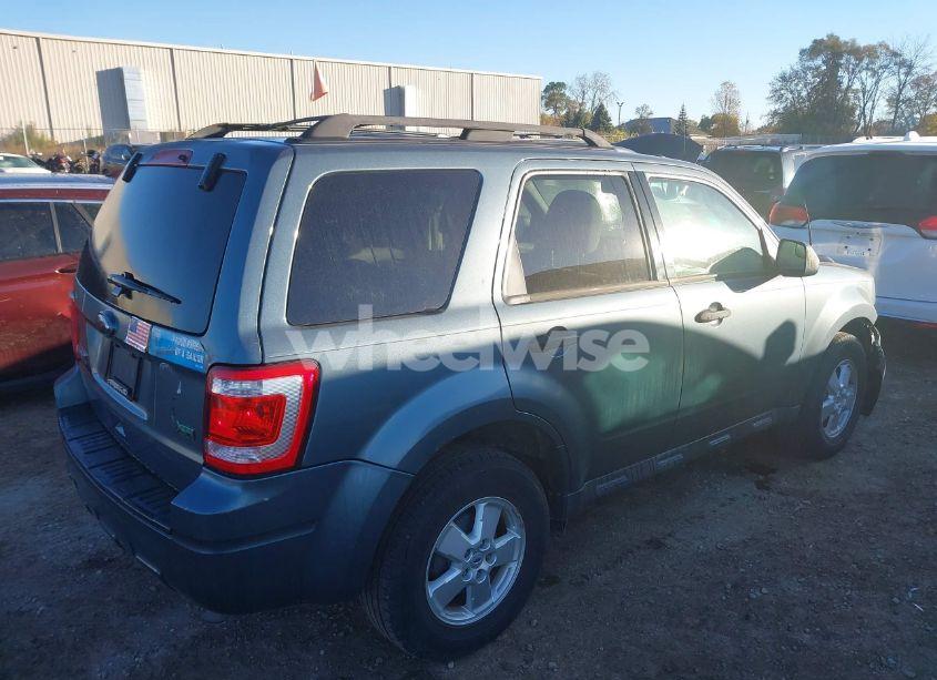 Photo 4 of 2010 Ford Escape XLT (VIN 1FMCU0DG5AKD10266)