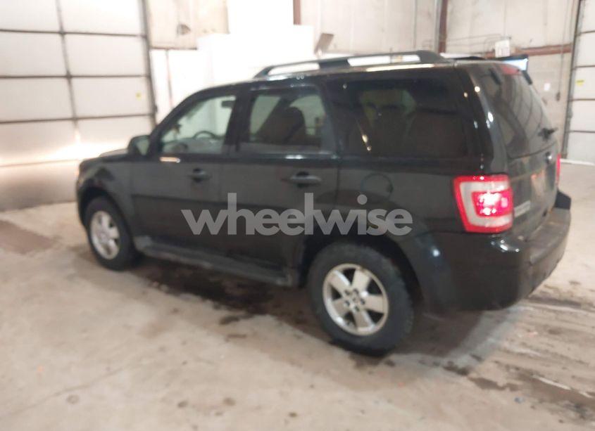 Photo 3 of 2011 Ford Escape XLT (VIN 1FMCU0DG5BKA53661)