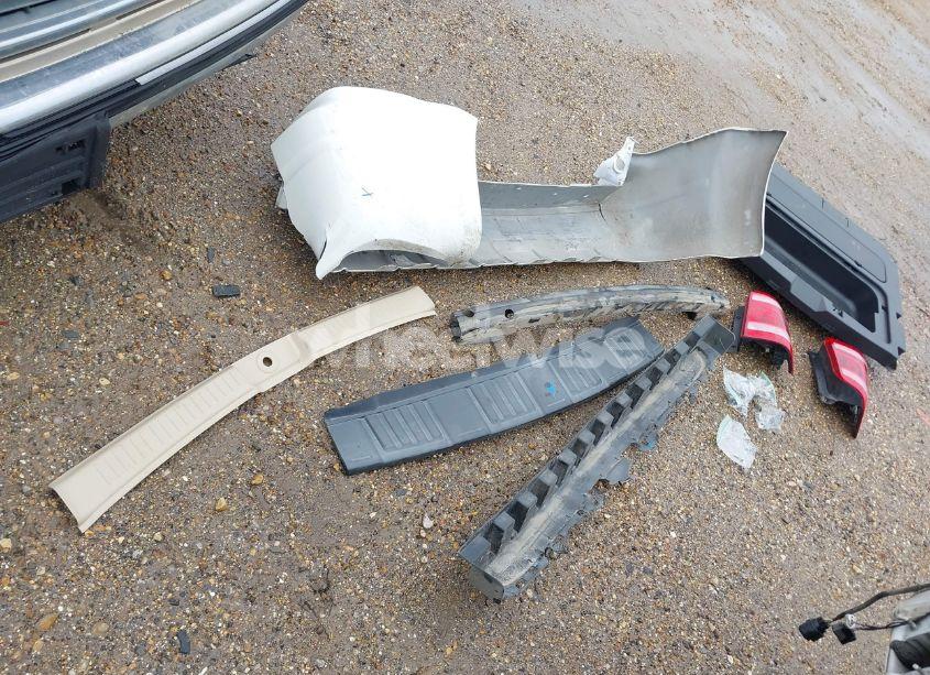 Photo 12 of 2012 Ford Escape XLT (VIN 1FMCU0DG5CKB09776)