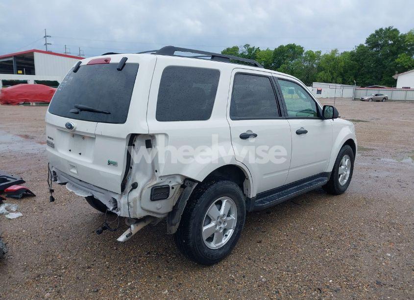 Photo 4 of 2012 Ford Escape XLT (VIN 1FMCU0DG5CKB09776)