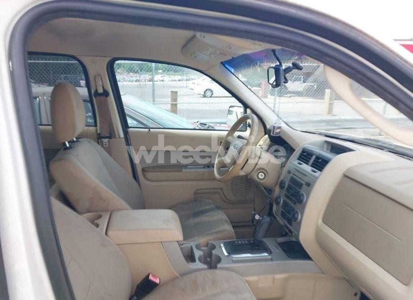 Photo 5 of 2012 Ford Escape XLT (VIN 1FMCU0DG5CKB13813)