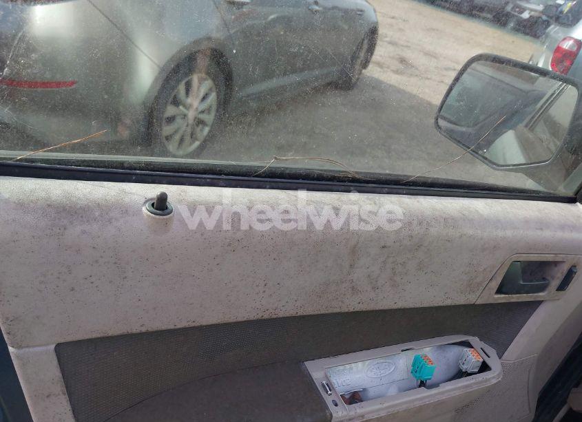 Photo 13 of 2010 Ford Escape XLT (VIN 1FMCU0DG6AKA01809)