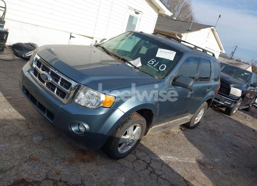 Photo 2 of 2010 Ford Escape XLT (VIN 1FMCU0DG6AKA01809)