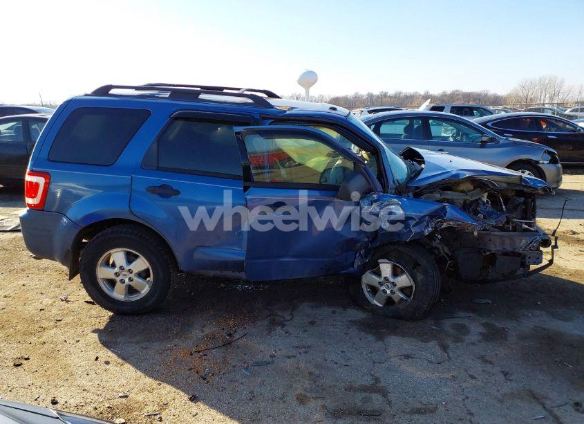 Photo 13 of 2010 Ford Escape XLT (VIN 1FMCU0DG6AKA02801)